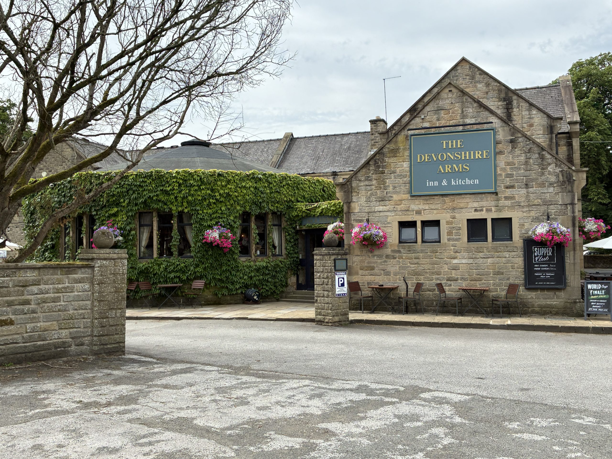 The Devonshire Arms country pub in Baslow, Peak District
